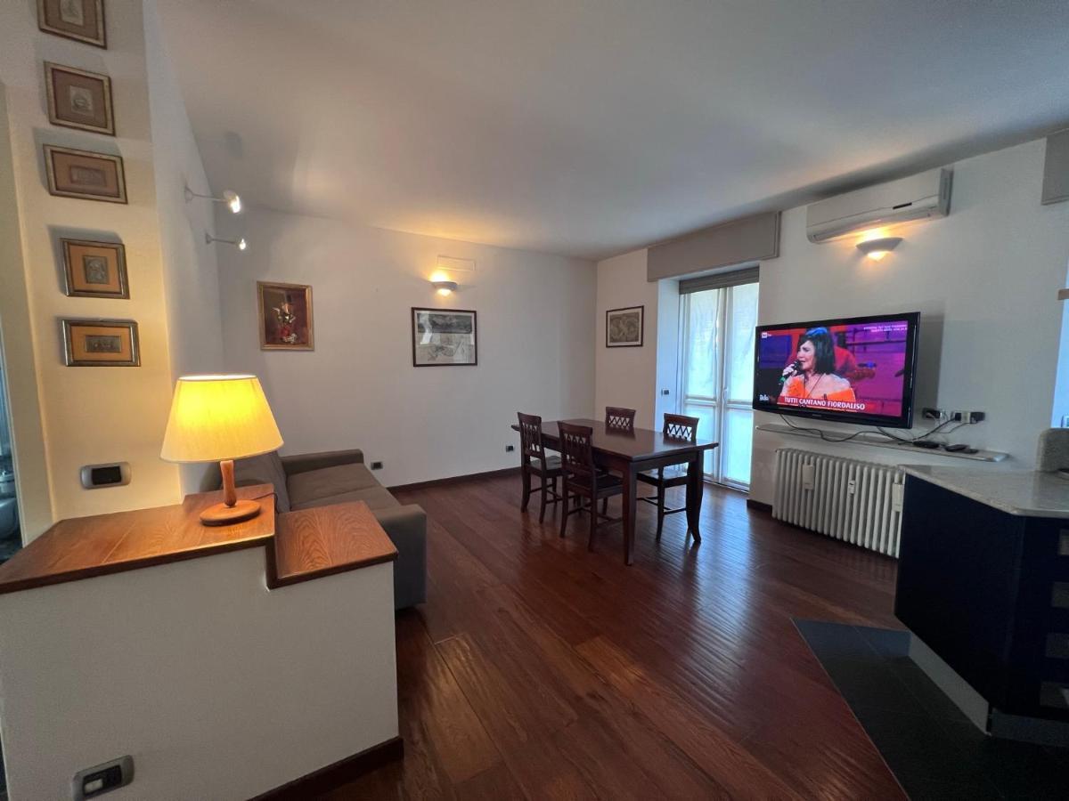 Casa Vacanze Attico Sul Lago Di Lecco, A Due Passi Dal Centro Con Posto Auto Kültér fotó