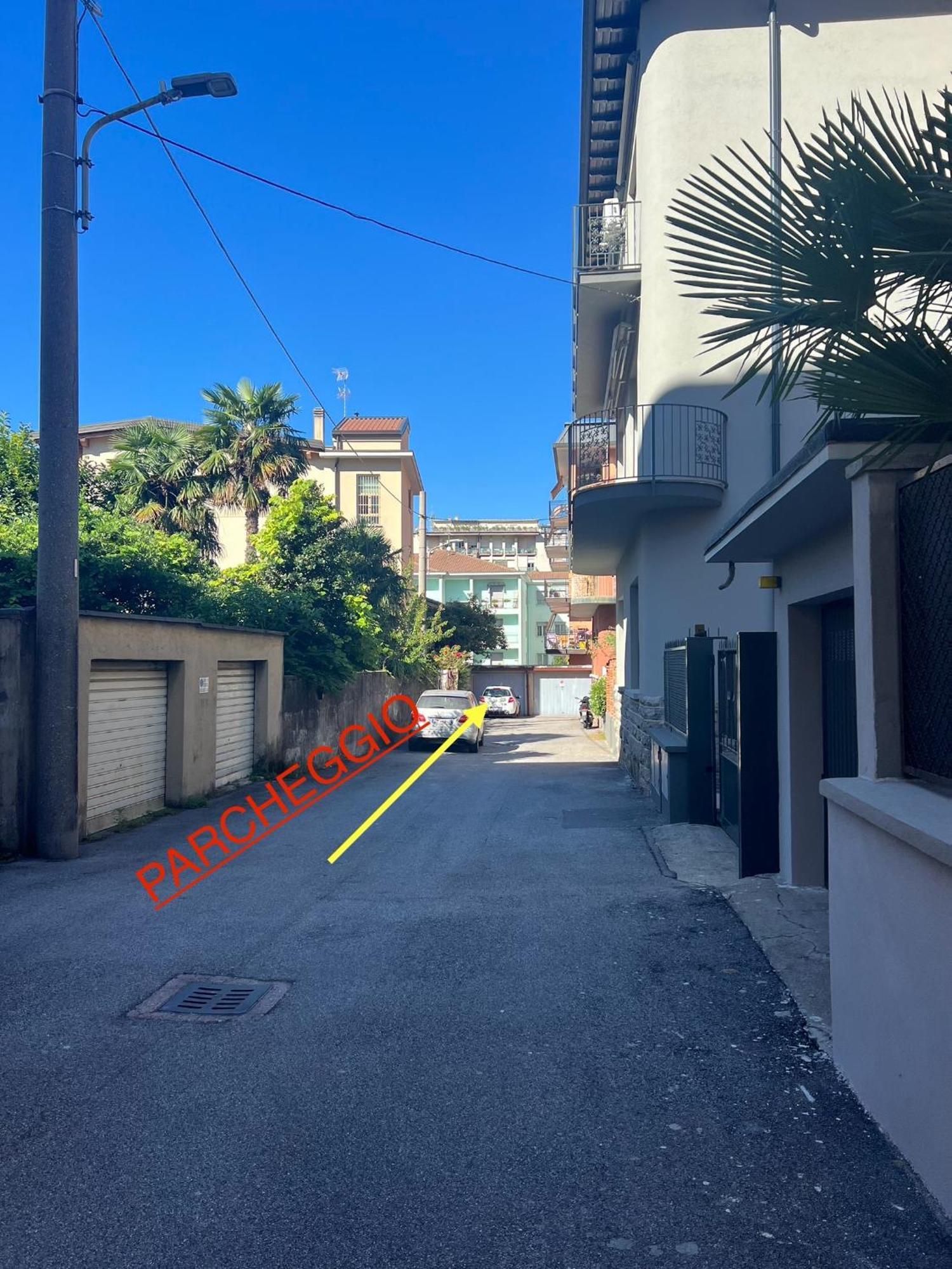 Casa Vacanze Attico Sul Lago Di Lecco, A Due Passi Dal Centro Con Posto Auto Kültér fotó